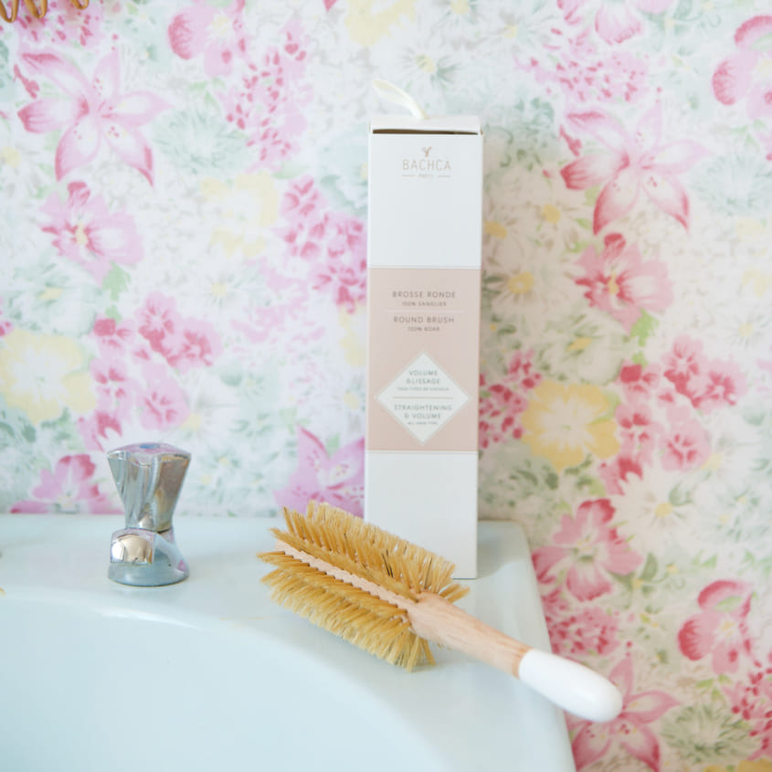 BACHCA ROUND WOODEN HAIR BRUSH - BOAR BRISTLES – free delivery