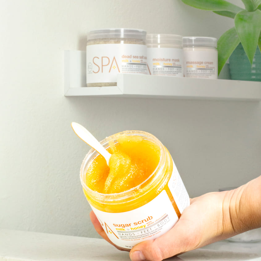 SUGAR SCRUB MILK + HONEY WITH WHITE CHOCOLATE 454G