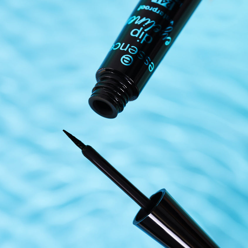 ESSENCE إيسنس ووتربروف 24 ساعة لونج لاستينغ ديب آيلاينر، 01 بلاك، 3 مل – توصيل مجاني