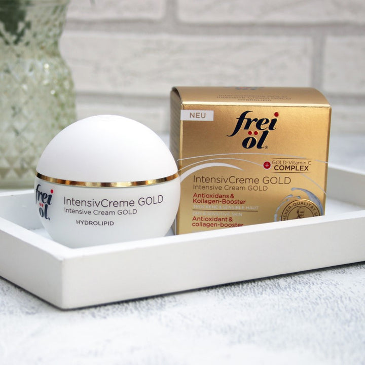 Intensive Action Face Cream with Jojoba Oil and Vitamins C and A