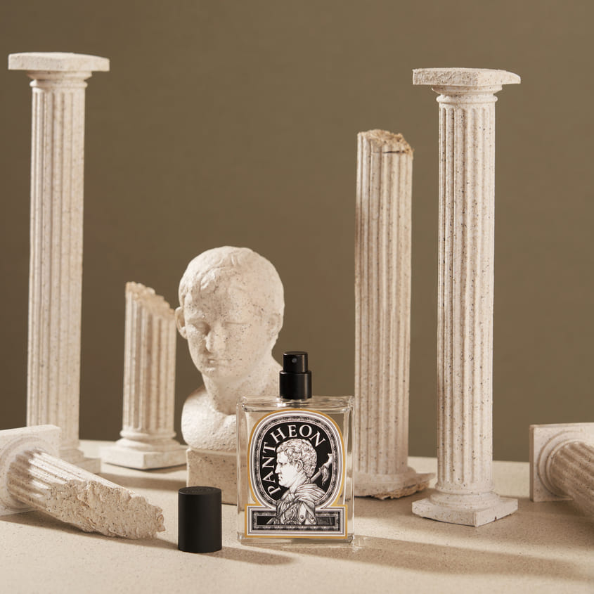 عطر بانثيون