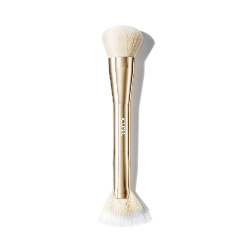 ICONIC LONDON CHEEK GLOW BRUSH