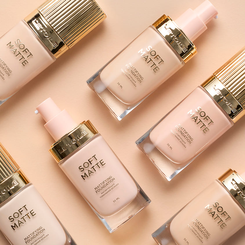 Mattifying foundation SOFT MATTE 002 Light, 30 ml