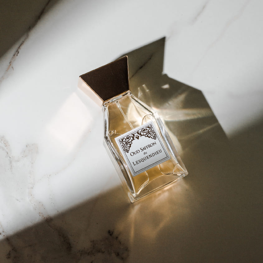 عود زعفران