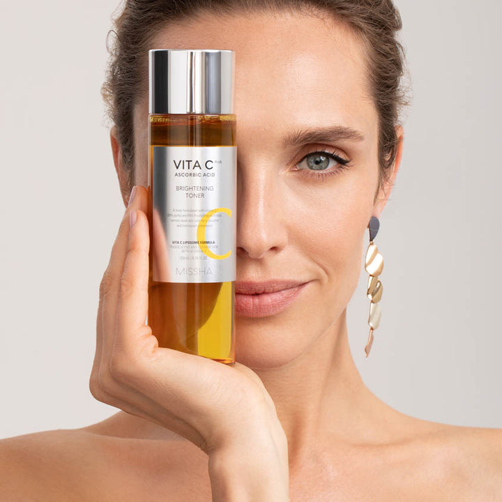 SKIN RADIANCE TONER WITH VITAMIN C 200 ML