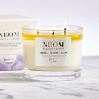 شمعة معطرة بثلاث فتائل لنوم مثالي