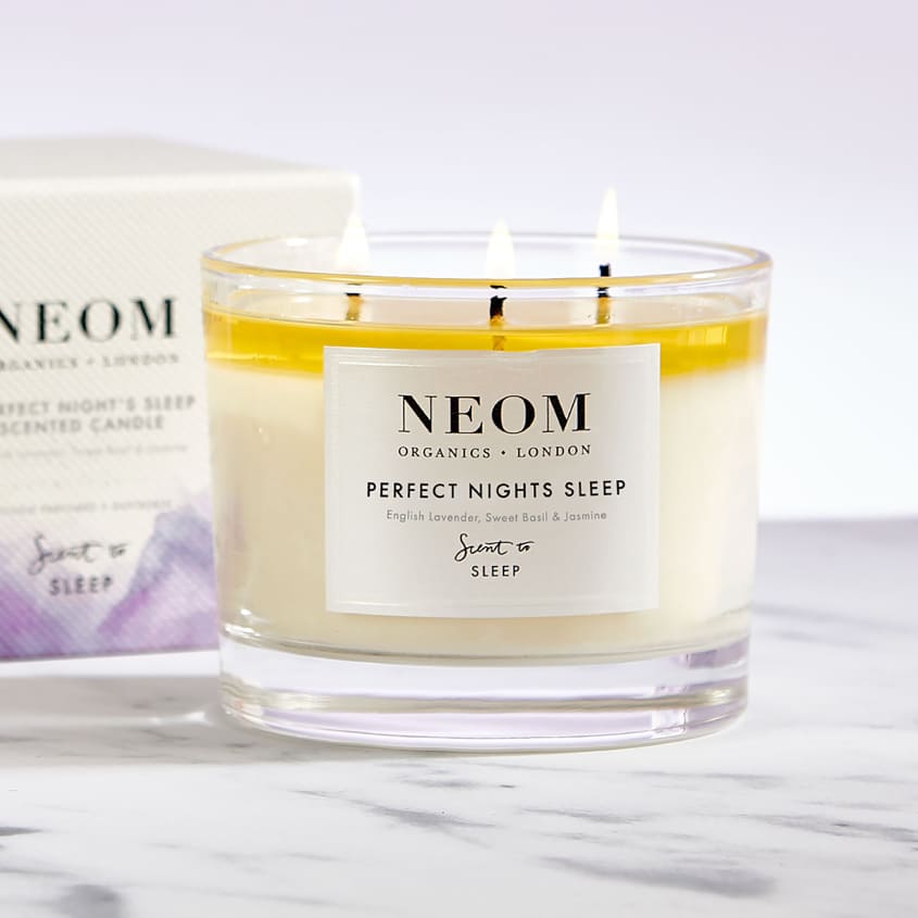 شمعة معطرة بثلاث فتائل لنوم مثالي