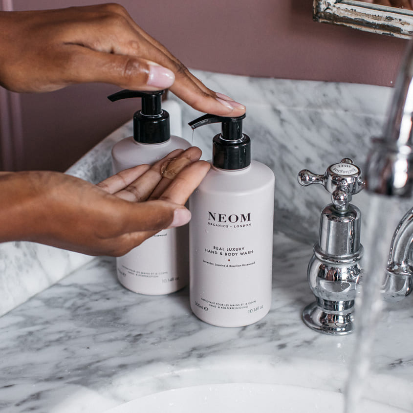 NEOM ORGANICS غسول اليدين والجسم فاخر للغاية – متجر إلكتروني