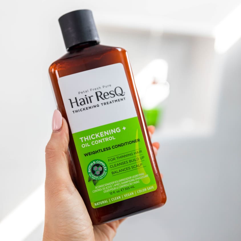 PETAL FRESH THICKENING + OIL CONTROL WEIGHTLESS CONDITIONER 355ML – free delivery