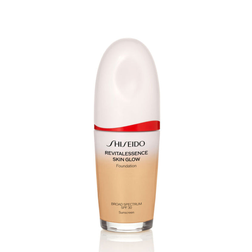 Revitalessence Skin Glow Foundation SPF 30