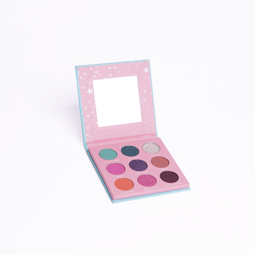 لوحة ظلال العيون GALAXY CAKE #sugarbabe