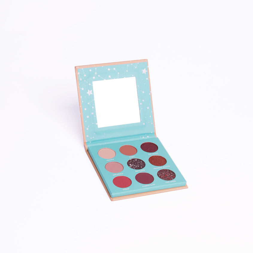 لوحة ظلال العيون GALAXY CAKE #sugarbabe