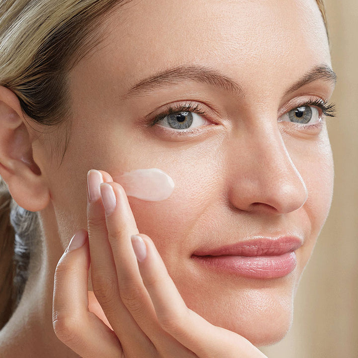 SENSAI ABSOLUTE SILK ILLUMINATIVE CREAM
