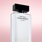 NARCISO RODRIGUEZ نارسيسو رودريغيز فور هير بيور مسك، إيو دو بارفوم سبراي 30 مل – شراء أونلاين
